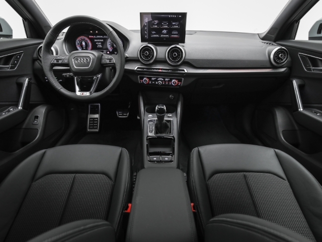 Audi - Q2 35 TFSI S line competition Matrix AHK_8