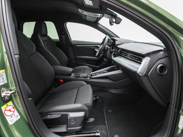 Audi - A3 Sportback 40 TFSIe S line AHK SONOS Navi Matrix_18
