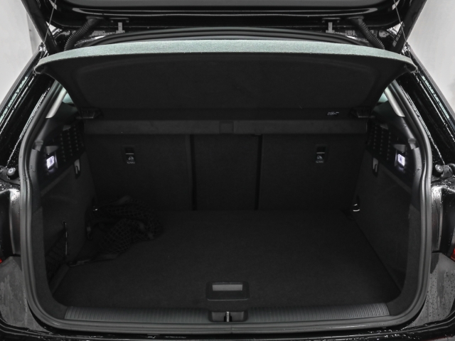 Audi - Q2 35 TDI quattro advanced NAVI LEDER KAMERA_18