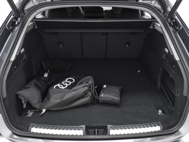 Audi - A5 Avant e-hybrid quattro S line AHK ACC Matrix_19