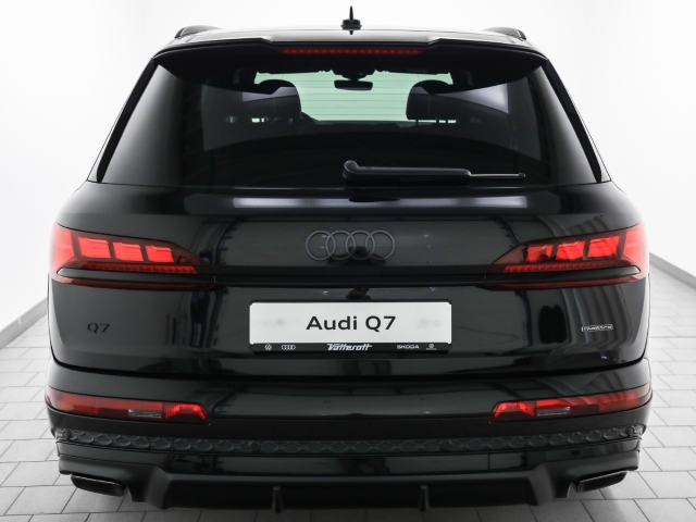 Audi - Q7 55 TFSIe S line business AHK B&O Pano HUD_5