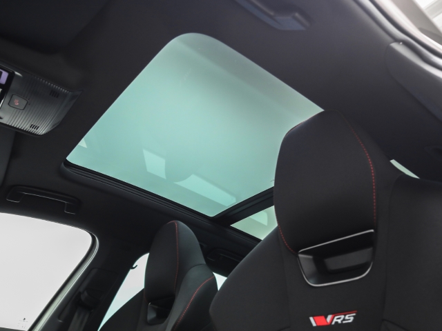 Skoda - Octavia Combi RS 2.0 TSI AHK Navi Pano Winter Canton_8