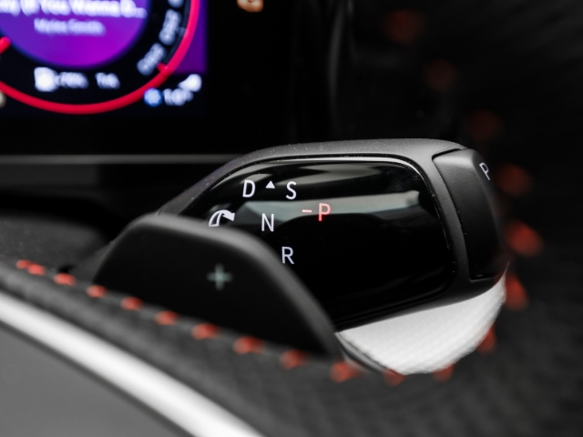 Skoda - Kodiaq 2.0 TSI RS 4x4 DSG AHK Pano Navi Winter Matrix_13