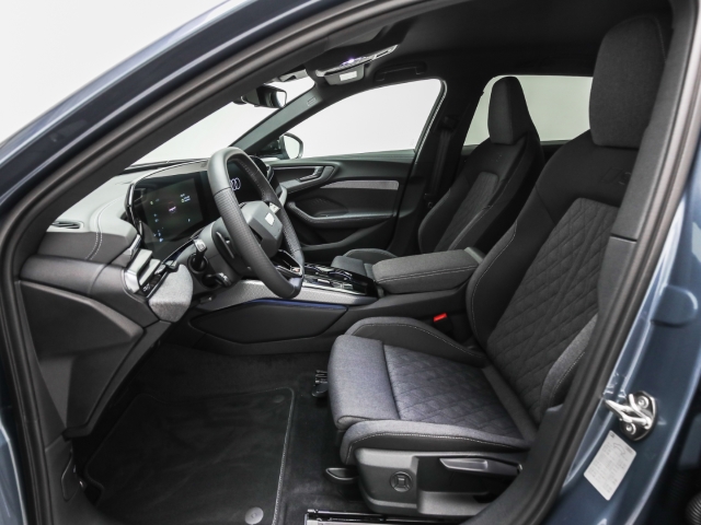 Audi - A5 Avant TDI quattro S line AHK ParkAssist Navi_7