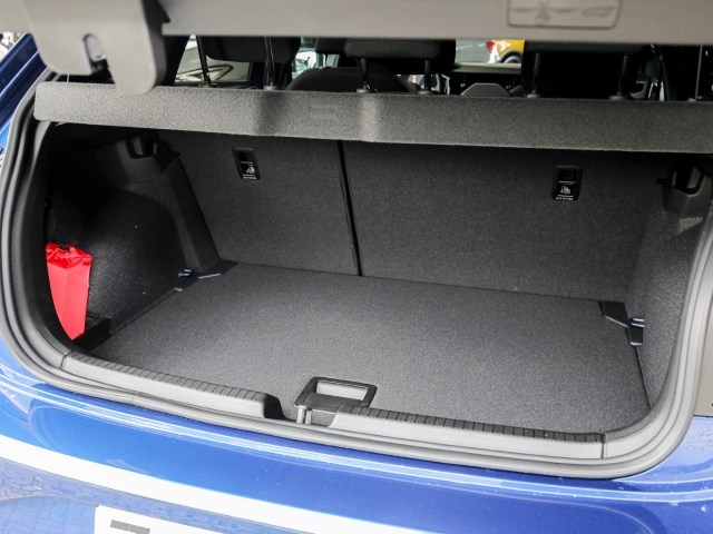 VW - Polo R-Line 1.0 TSI IQ.Light_14