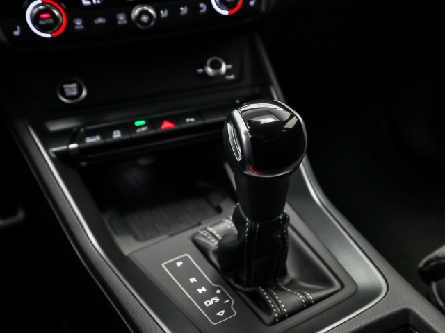 Audi - Q3 Sportback 45 TFSI e S line LED AHK KAMERA_15