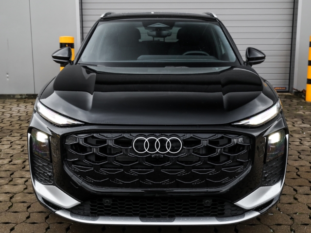 Audi - Q3 e-hybrid ACC LED ParkAssist Kamera_3