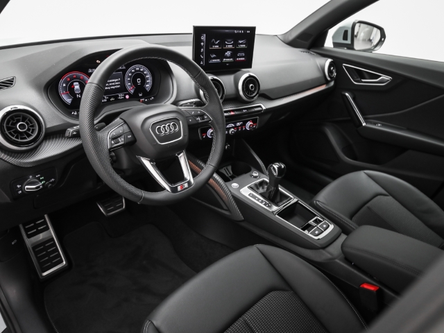Audi - Q2 35 TFSI S line competition Matrix AHK_9