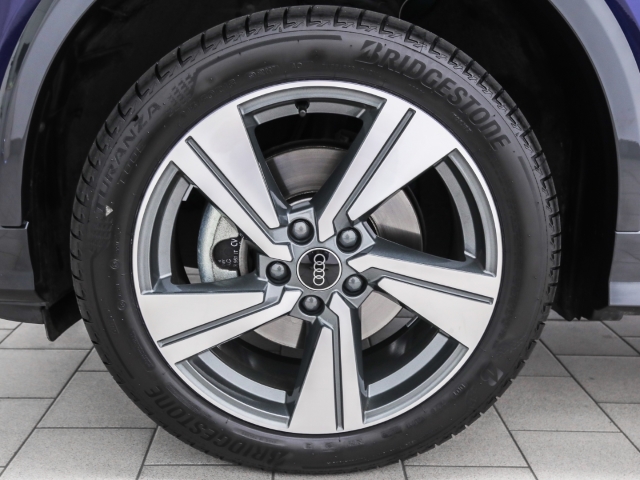 Audi - Q2 40 TFSI quattro advanced Leder Navi Kamera_4