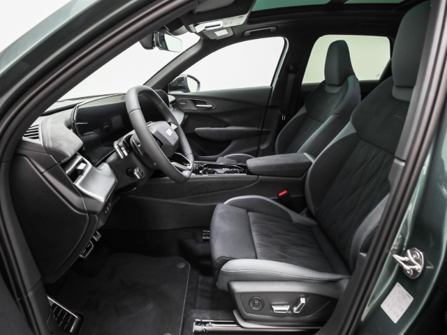 Audi - Q3 e-hybrid S line Pano DigMatrix TechPro_7