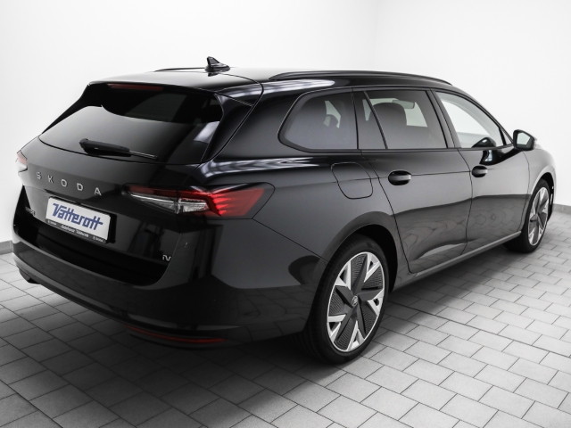 Skoda - Superb Combi 1.5 TSI iV Selection AHK Navi Matrix_5