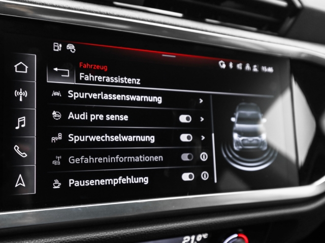 Audi - Q3 Sportback 45 TFSI e S line LED AHK KAMERA_14