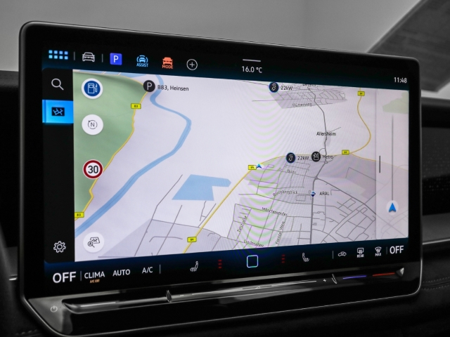 VW - Tayron R-Line 2.0 TDI DSG AHK Navi Kamera IQ.Light_11