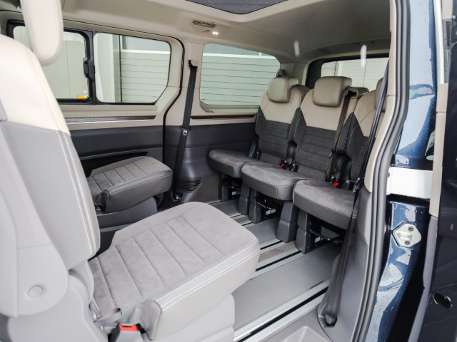 VW - T7 Multivan Style 1.5 eHybrid lang 4M AHK Navi 7-Sitzer_13