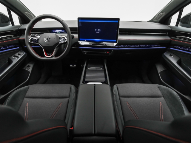 VW - ID.7 GTX Tourer 4MOTION 86 kWh AHK Navi_7