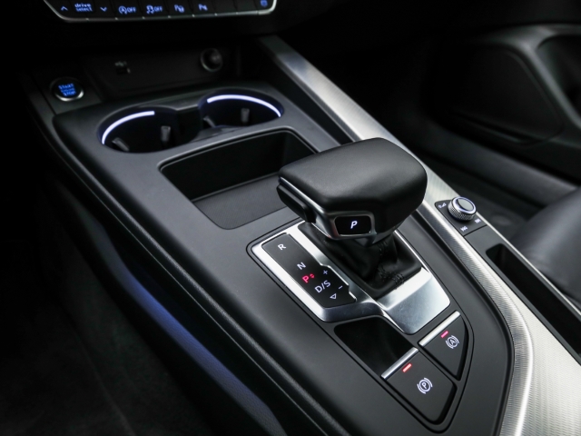 Audi - A5 Sportback 40 TDI S line competition edition AHK_16