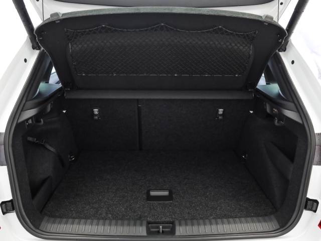 Skoda - Kamiq Monte Carlo 1.5 TSI DSG AHK Navi Winter Matrix_16