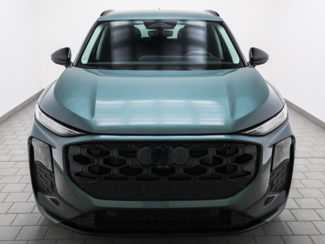 Audi - Q3 TFSI quattro S line AHK LED ACC Kamera_3