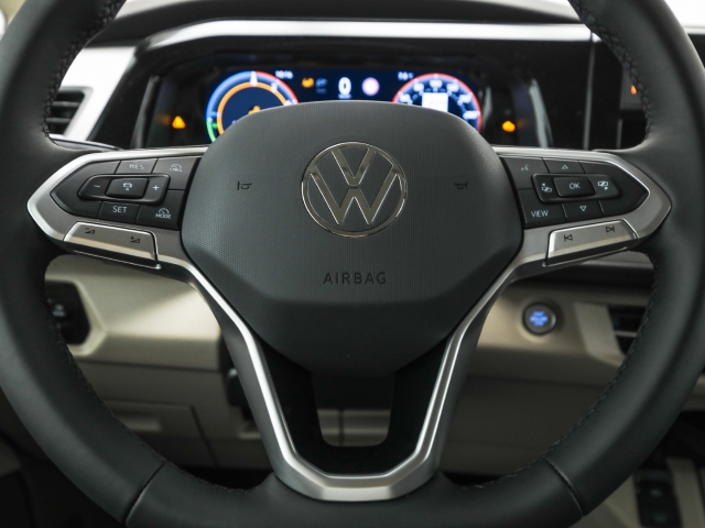 VW - T7 Multivan Edition 1.5 eHybrid DSG 4M AHK Navi 7-Sitzer_9
