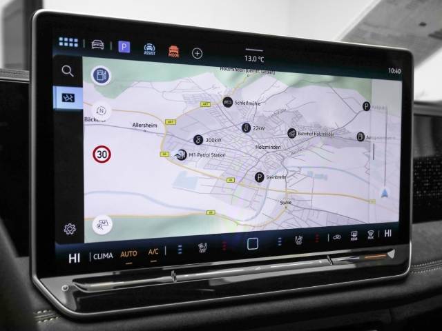 VW - Tiguan R-Line 2.0 TDI DSG Navi Leder Anschlussgarantie_11