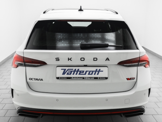 Skoda - Octavia Combi RS 2.0 TSI AHK Navi Pano Winter Canton_4