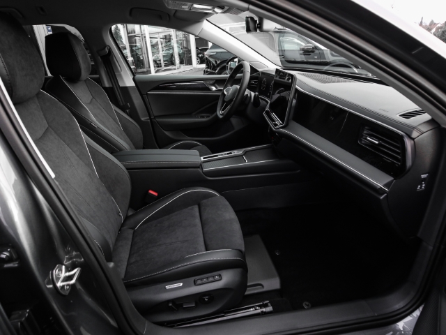 VW - Passat Business 1.5 eTSI DSG Navi HuD Anschlussgarantie_11