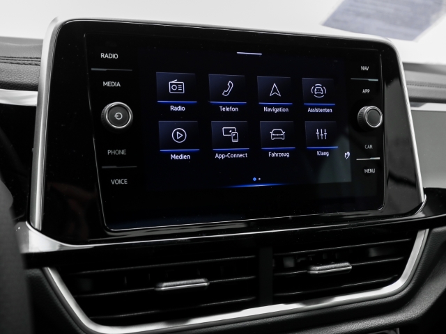 VW - T-Roc Cabriolet R-Line 1.5 TSI Kamera Winter Ganzjahresreifen_11