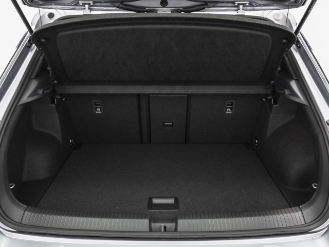 VW - T-Roc R-Line 1.0 TSI Ganzjahresreifen_15