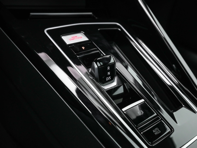 VW - Golf Clubsport 2.0 TSI DSG Navi Pano Akrapovic Winter_12