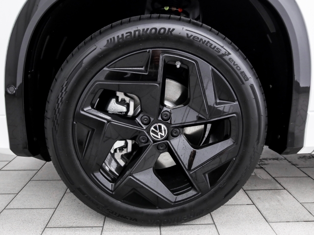VW - Tayron R-Line 1.5 eHybrid DSG AHK Navi Kamera IQ.Light_3