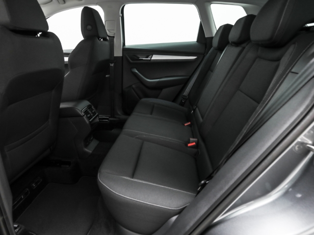 Skoda - Karoq Tour 1.5 TSI AHK Navi Kamera ACC_14