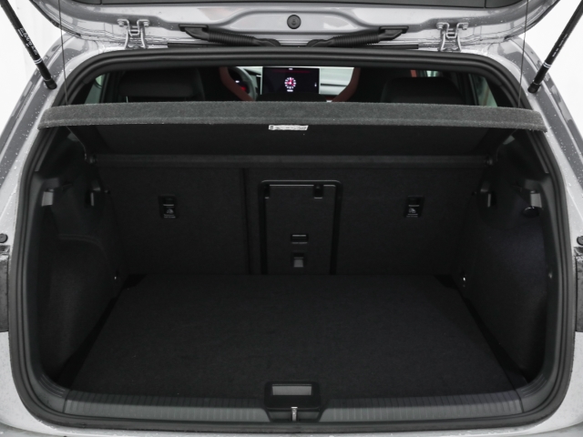 VW - Golf GTI DSG Pano Navi Harman Kardon_14