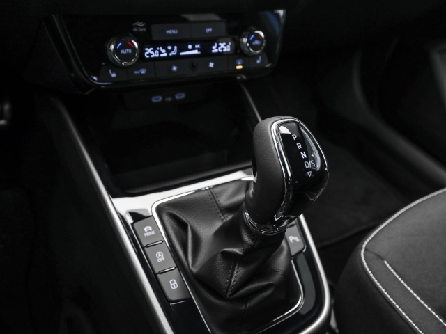 Skoda - Fabia 130 1.5 TSI DSG Sonderedition Kamera Winter_11