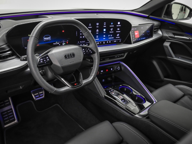 Audi - Q5 edition one schwarz TDI Luftfed. Matrix HUD_8