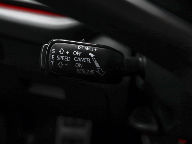 Skoda - Octavia Combi RS 2.0 TSI DSG AHK Navi Pano Winter_11