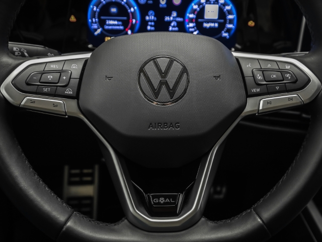 VW - Golf Variant 1.5 eTSI DSG GOAL Navi AHK AreaView_8