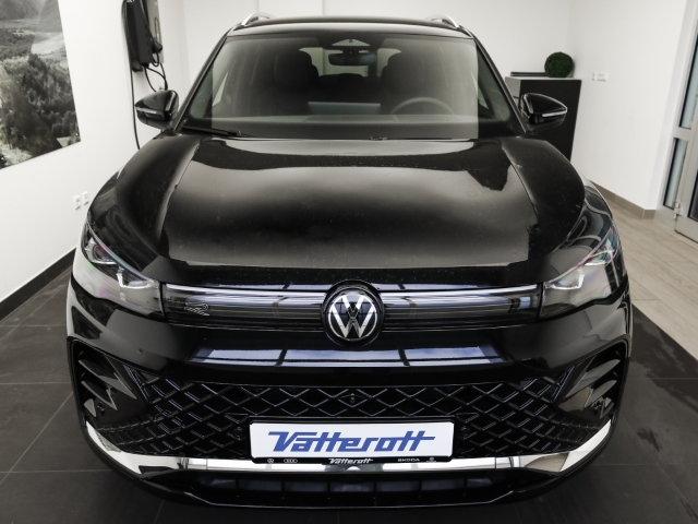 VW - Tiguan R-Line 1.5 eTSI DSG Navi Leder Anschlussgarantie_2