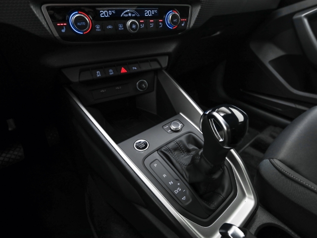Audi - A1 allstreet 30 TFSI S tronic CarPlay LED ACC_16