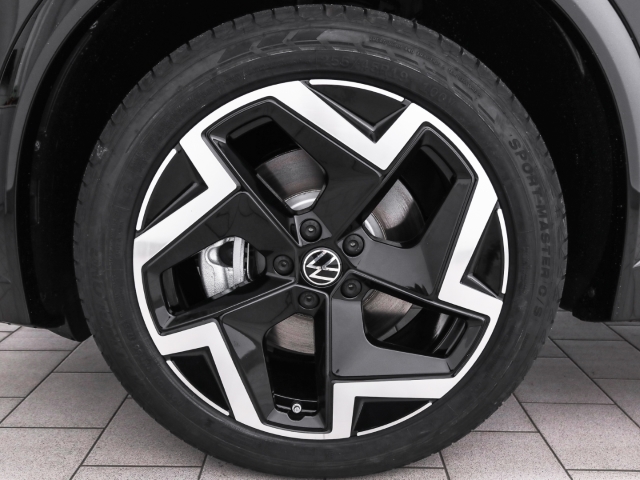 VW - Tiguan R-Line 2.0 TDI DSG Navi Leder Anschlussgarantie_3
