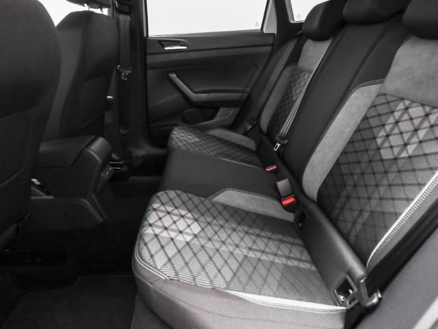 VW - Taigo R-Line 1.0 TSI DSG Ganzjahresreifen_13