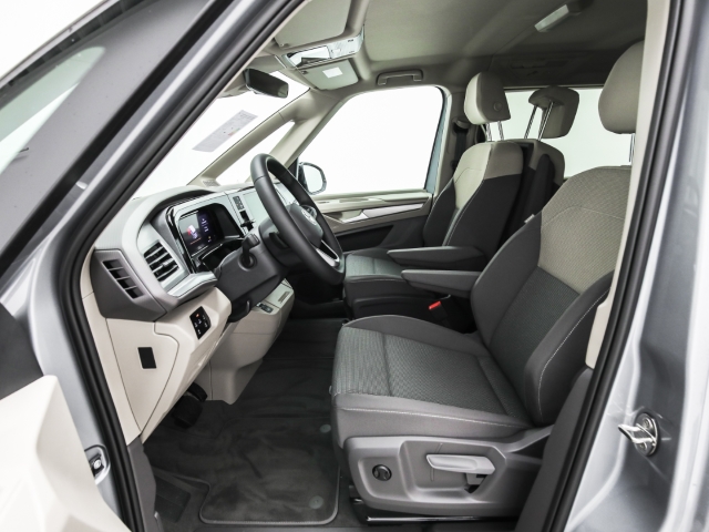 VW - T7 Multivan Edition 1.5 eHybrid DSG 4M AHK Navi 7-Sitzer_6