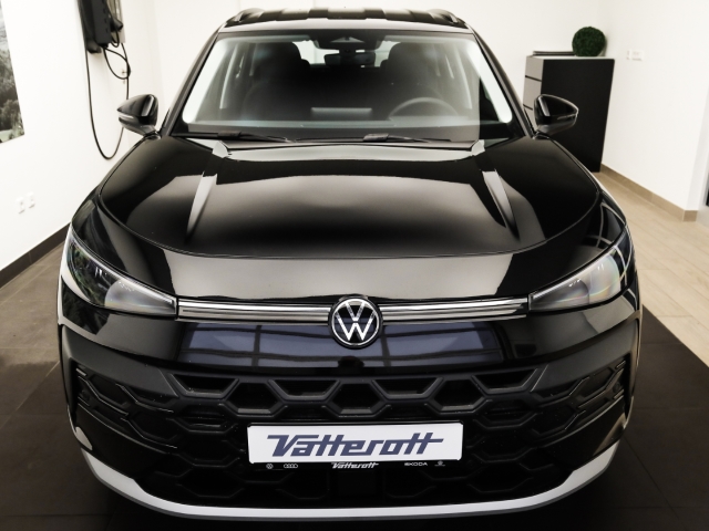 VW - T-Roc Trend 1.5 eTSI DSG Kamera_2