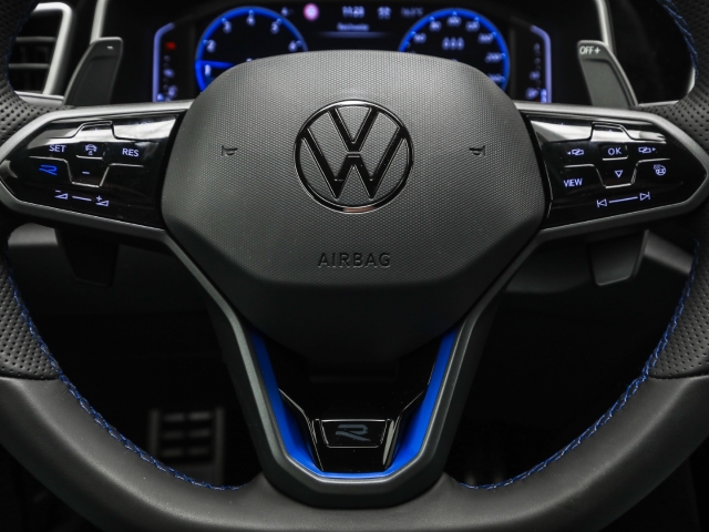 VW - T-Roc R 2.0 TSI 4M DSG Navi Kamera Matrix_9