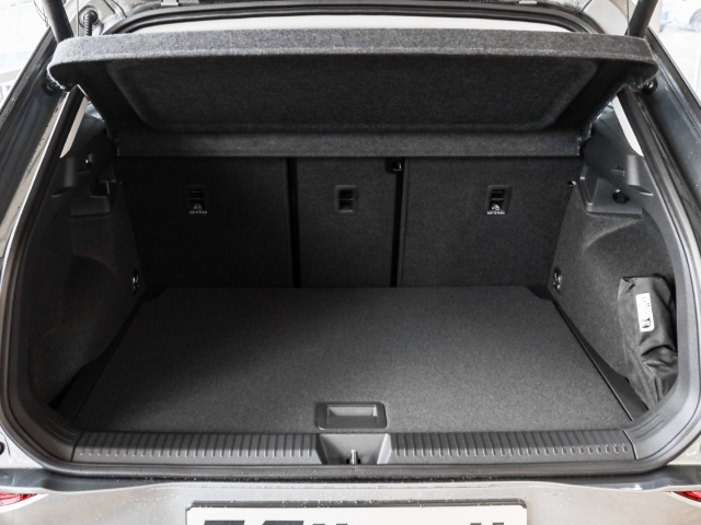 VW - T-Roc Style 1.5 eTSI DSG AHK Navi Kamera Matrix_14