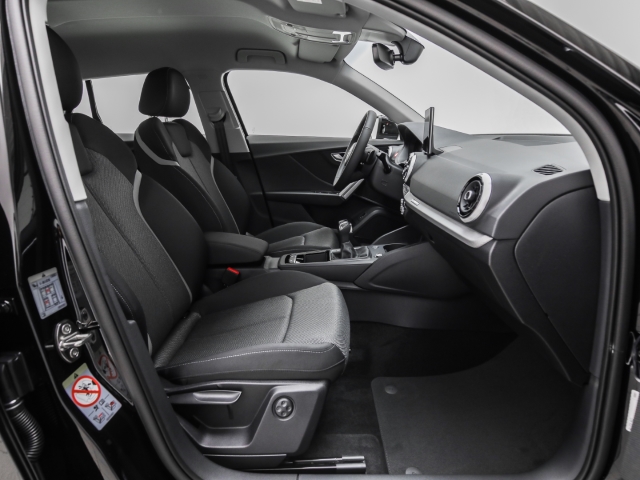 Audi - Q2 35 TFSI S tronic AHK GRA CarPlay_17