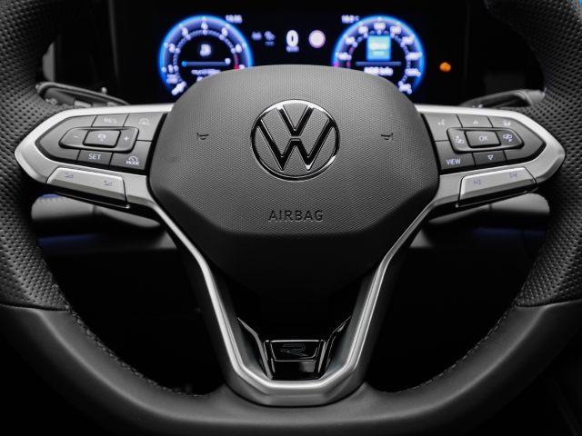 VW - Tiguan 2.0 TSI 4M R-Line AHK Navi Pano IQ.Light_9