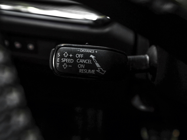 Skoda - Enyaq Coupe RS Suite AHK Wärmepumpe Pano_10