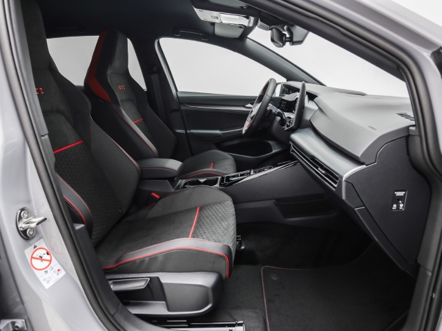 VW - Golf GTI Clubsport 2.0 TSI DSG Light Assist Winter_13