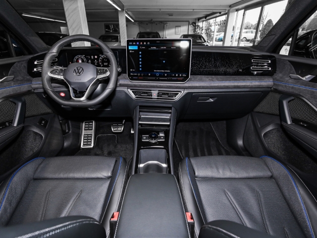 VW - Tiguan R-Line 1.5 eTSI DSG Navi Leder Anschlussgarantie_6