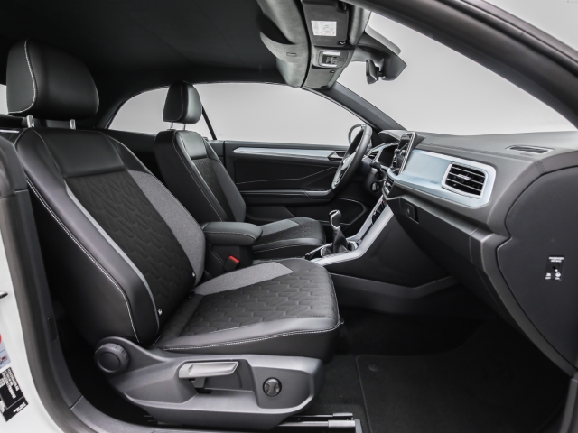 VW - T-Roc Cabriolet ENERGY 1.0 TSI Kamera Ganzjahresreifen_13